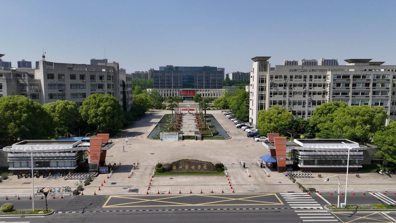 教室扩声进入智能纪元 | 音王AI自适应拾音扩声系统落户浙传·效能倍增！